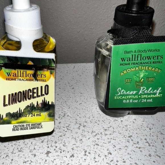 Bed Bath & Beyond Accents Bathand Body Works Wallflower Plug Oils